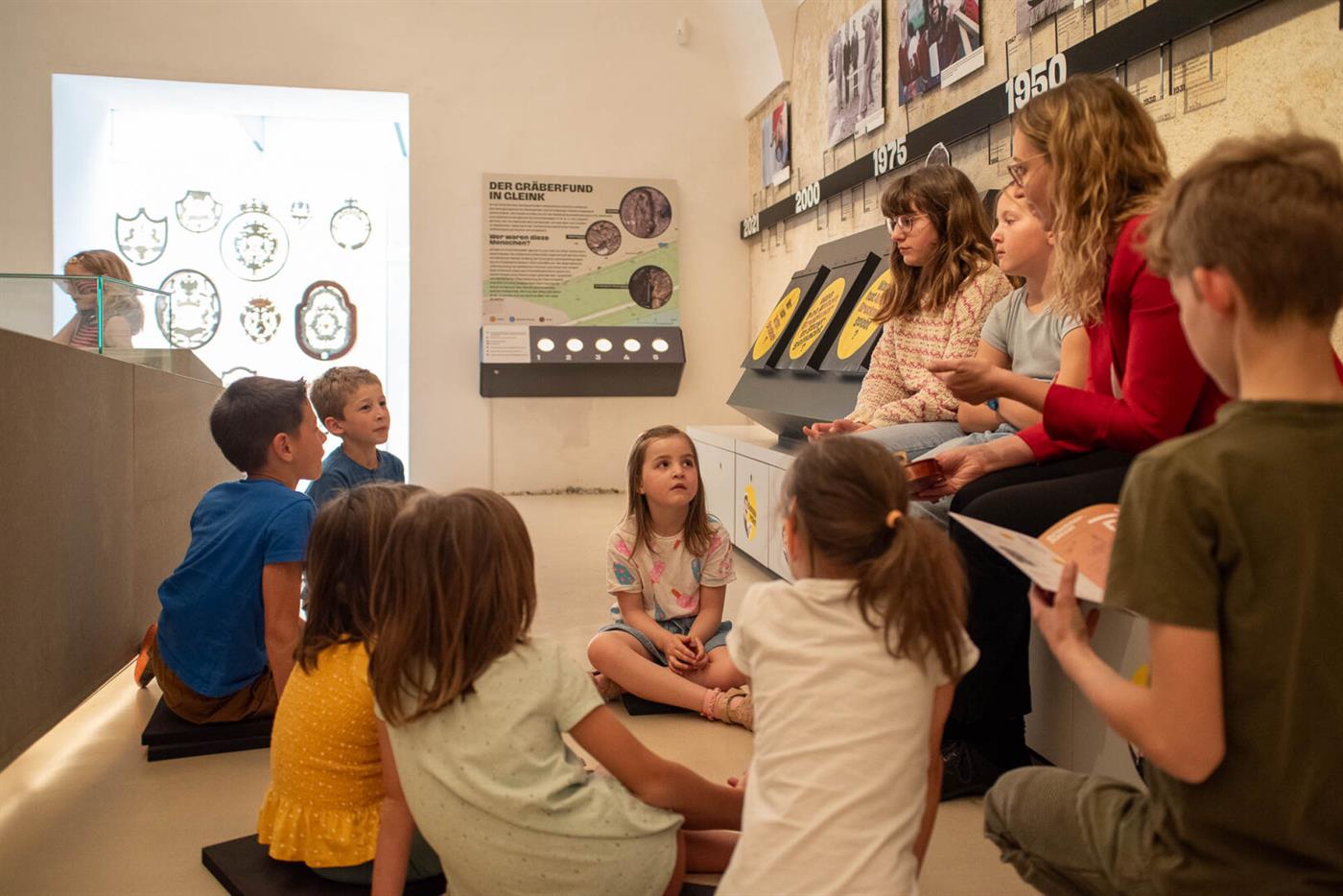 Der Kids-Treff im Stadtmuseum Steyr lädt Kinder und ihre (Groß-)Eltern ins Museum ein.